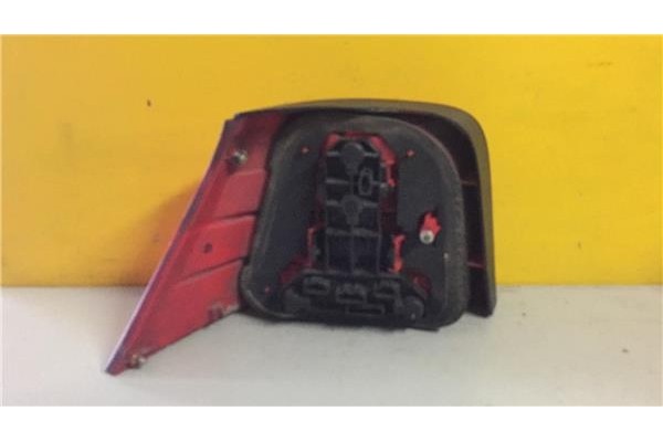 Recambio de piloto trasero derecho para volkswagen golf iv berlina (1j1) 1.4 conceptline referencia OEM IAM 1J6945096Q 67736982 
