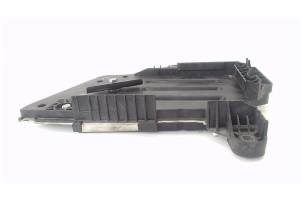 Recambio de soporte bateria para mini mini 3p (f56) eléctrico cooper se trim l referencia OEM IAM 51717317737  
