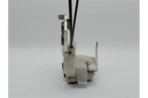 Recambio de cerradura puerta delantero derecha para nissan pixo (uao) 1.0 visia referencia OEM IAM 805004A00F  