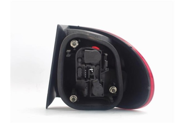 Recambio de piloto trasero izquierdo para renault megane i classic (la0) referencia OEM IAM   