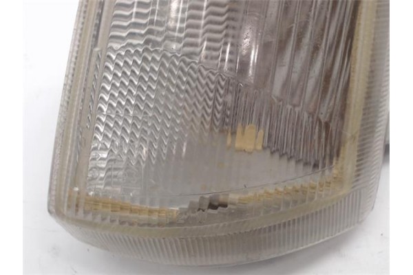 Recambio de intermitente delantero izquierdo para peugeot 205 berlina referencia OEM IAM   