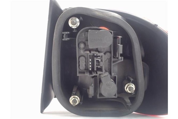 Recambio de piloto trasero izquierdo para renault megane i classic (la0) referencia OEM IAM   