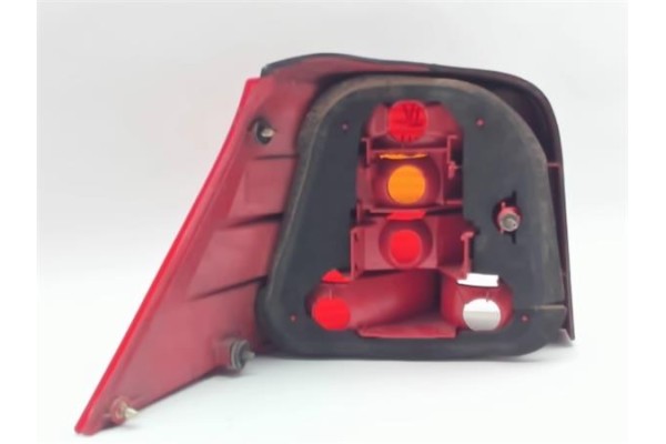 Recambio de piloto trasero derecho para volkswagen golf iv berlina (1j1) 1.6 conceptline referencia OEM IAM 1J6945096Q 67736982 
