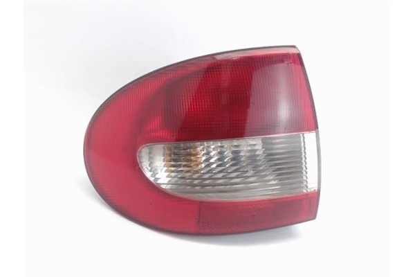 Recambio de piloto trasero izquierdo para renault megane i classic (la0) referencia OEM IAM   