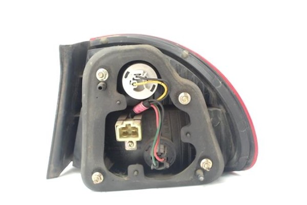 Recambio de piloto trasero izquierdo para daewoo lanos 1.5 coupe plus referencia OEM IAM   