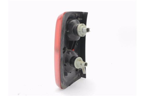 Recambio de piloto trasero derecho para land rover freelander (ln) 2.0 di referencia OEM IAM XFB500  