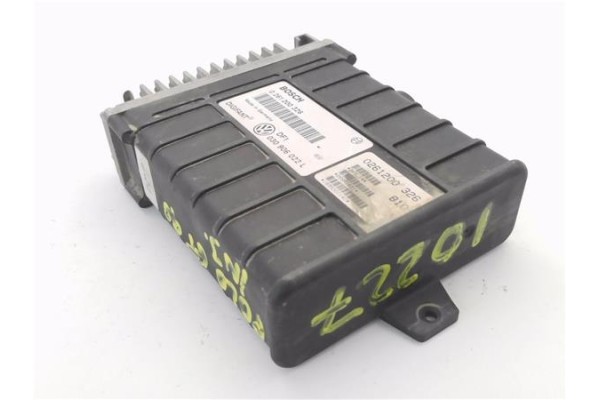 Recambio de centralita para volkswagen polo coupé (86c, 80) referencia OEM IAM 030906022L 0261200326 