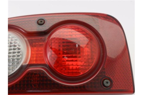 Recambio de piloto trasero derecho para land rover freelander (ln) 2.0 di referencia OEM IAM XFB500  