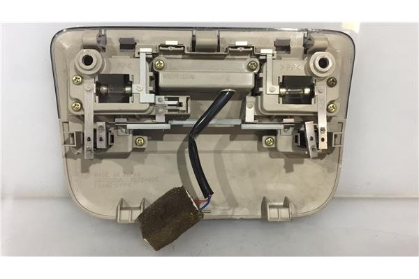Recambio de luz interior techo para subaru legacy iv 2.0 referencia OEM IAM VC12005  