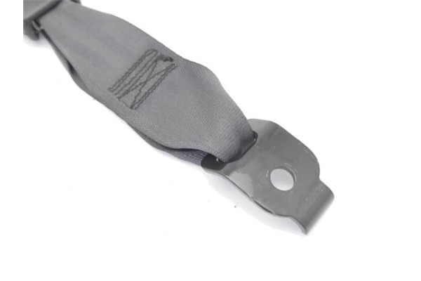 Recambio de anclaje cinturon trasero derecho para honda civic vi 1.6 referencia OEM IAM 82455S6DE01ZB  