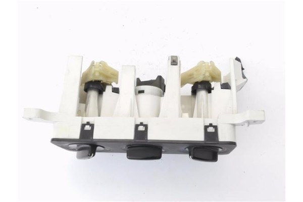 Recambio de mandos calefaccion / a.a. para land rover freelander (ln) 2.0 di referencia OEM IAM 532919913A  