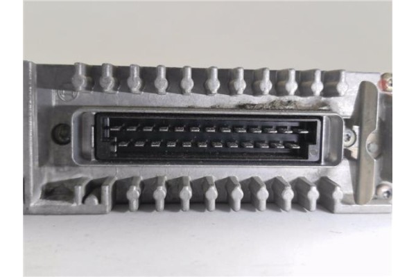 Recambio de centralita para volkswagen polo coupé (86c, 80) referencia OEM IAM 030906022L 0261200326 