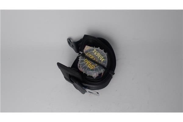 Recambio de cinturon seguridad trasero central para opel astra j 1.6 referencia OEM IAM 197933  