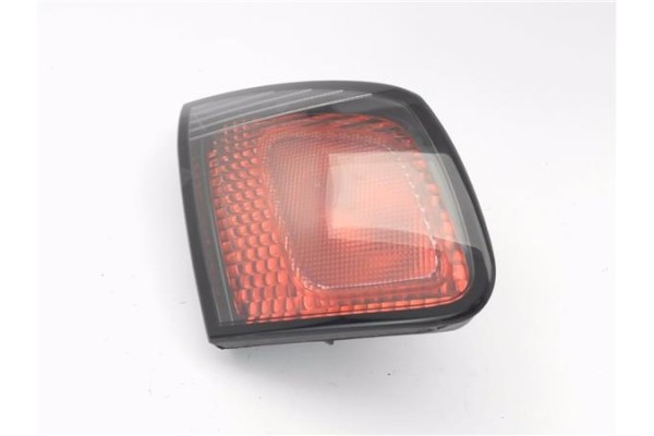 Recambio de piloto porton trasero izquierdo para nissan primera berlina (p11) 1.8 referencia OEM IAM 89020142 265559F510 