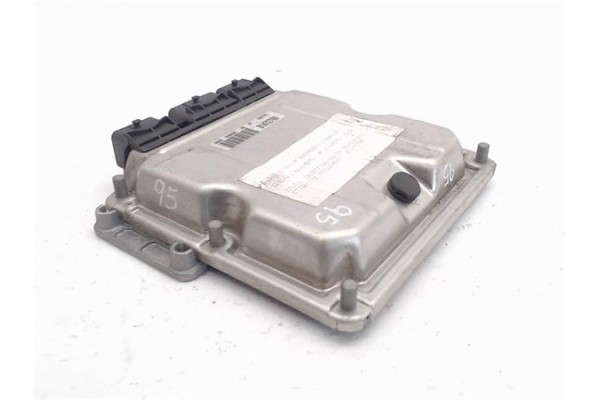 Recambio de centralita para peugeot 406 coupe (s1/s2) 2.2 hdi referencia OEM IAM 9645532880/28FM0000 0281010877/EDC15C2 