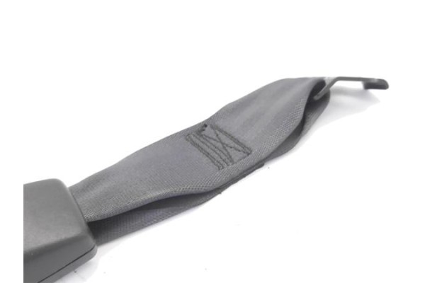 Recambio de anclaje cinturon trasero derecho para honda civic vi 1.6 referencia OEM IAM 82455S6DE01ZB  