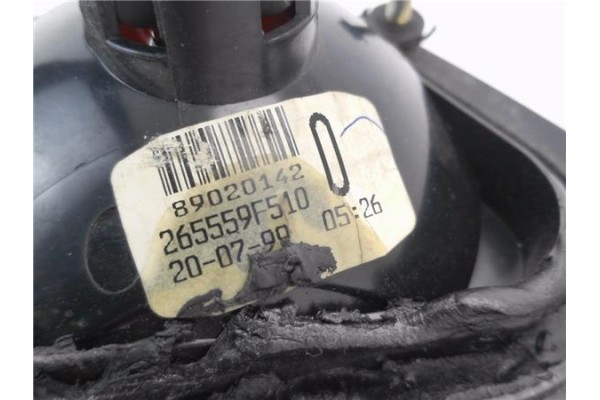 Recambio de piloto porton trasero izquierdo para nissan primera berlina (p11) 1.8 referencia OEM IAM 89020142 265559F510 