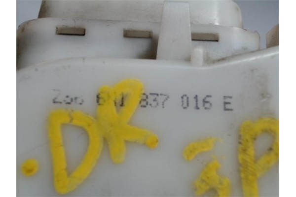 Recambio de cierre electromagnetico delantero derecho para volkswagen polo iv (9n1) 1.4 tdi referencia OEM IAM 6N1837016E 1HM862
