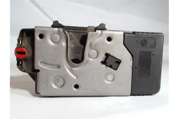 Recambio de cierre electromagnetico trasero derecho para opel corsa c 1.3 cdti referencia OEM IAM 13154794GH  