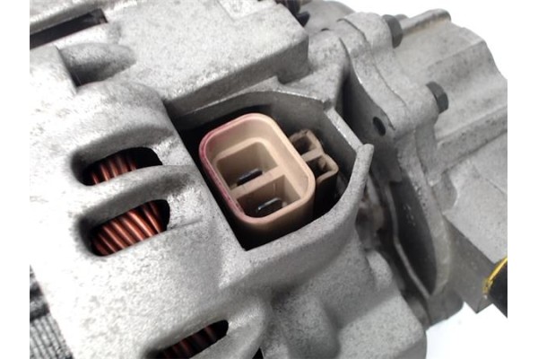 Recambio de alternador para kia sorento 2.5 crdi active referencia OEM IAM AF111393 373004A110 373004A110 , KIA | 373004A112 , K