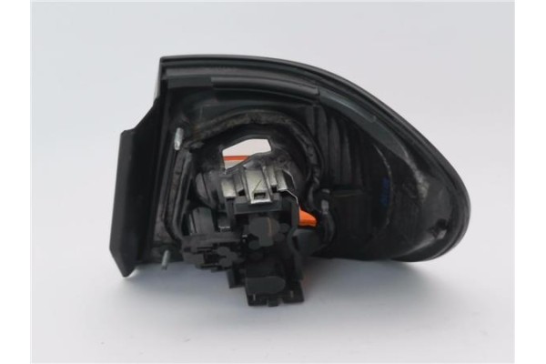 Recambio de piloto trasero izquierdo para nissan primera berlina (p11) 1.8 referencia OEM IAM 0821519F1LB  