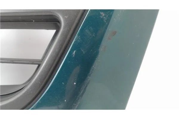 Recambio de rejilla capo para subaru forester (s10/sf) referencia OEM IAM O179603  