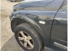 Recambio de aleta delantero izquierda para ssangyong kyron 2.0 200 xdi referencia OEM IAM 5181109100  