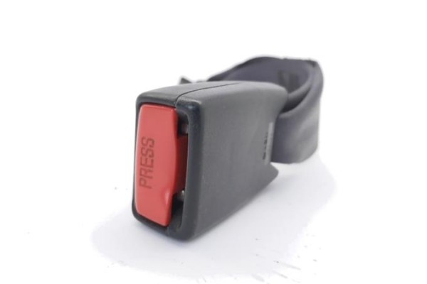 Recambio de anclaje cinturon trasero derecho para honda civic vi 1.6 referencia OEM IAM 82455S6DE01ZB  