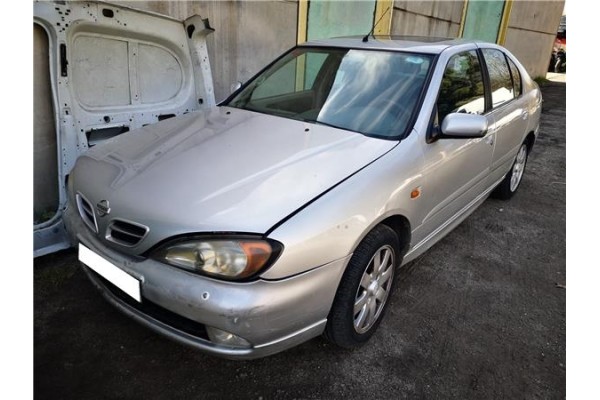 nissan primera berlina (p11) del año 2000