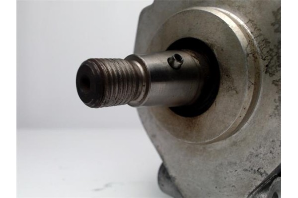 Recambio de bomba inyectora para renault clio iii 1.5 dci referencia OEM IAM 8280057346 R9042A013A 