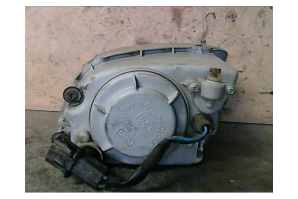 Recambio de faro antiniebla para hyundai elantra (xd) 1.6 referencia OEM IAM 921022D120  