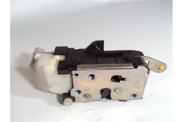 Recambio de cierre electromagnetico trasero izquierdo para alfa romeo 147 (190) 1.6 t.spark eco distinctive referencia OEM IAM 4