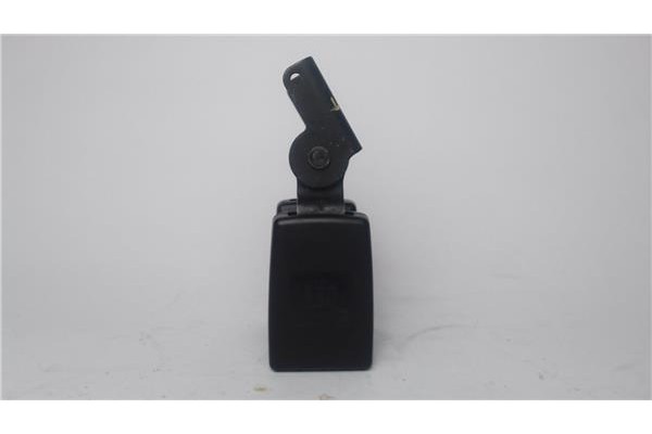 Recambio de anclaje cinturon trasero izquierdo para opel astra j 1.6 referencia OEM IAM 13354863  