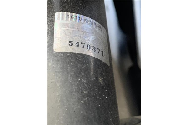 Recambio de amortiguador trasero derecho para ssangyong kyron 2.0 200 xdi referencia OEM IAM 5479371 4530109505 