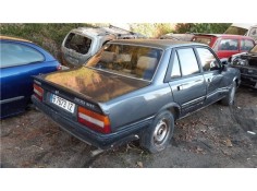 peugeot 505 berlina del año 1988