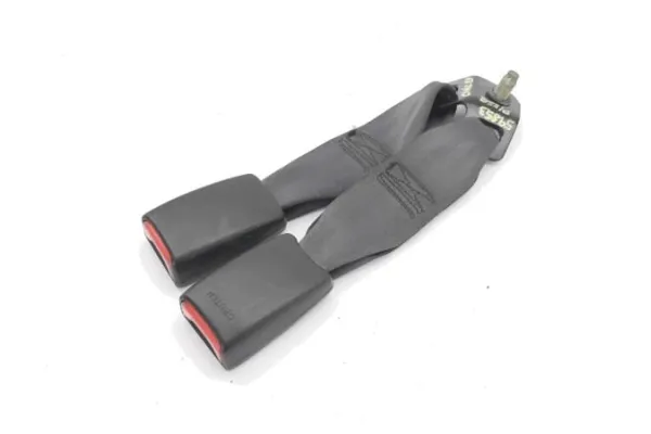 Recambio de anclaje cinturon trasero central para honda civic vi 1.6 referencia OEM IAM 82485S6DE04ZB  