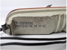 Recambio de intermitente delantero dcho para volvo s40 berlina 1.9 di referencia OEM IAM 30896799  30621937 , VOLVO