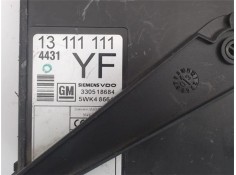 Recambio de centralita para opel meriva referencia OEM IAM 13111111  