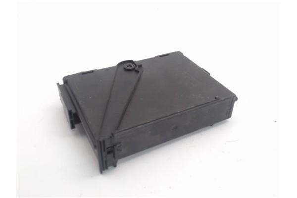 Recambio de centralita para opel meriva referencia OEM IAM 13111111  