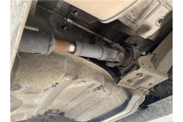 Recambio de cardan trasero para ssangyong kyron 2.0 200 xdi referencia OEM IAM 3320009413  