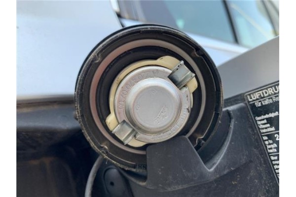 Recambio de tapon combustible para mercedes-benz clase c (bm 204) berlina 3.0 c 280 (204.054) referencia OEM IAM A2304700305  