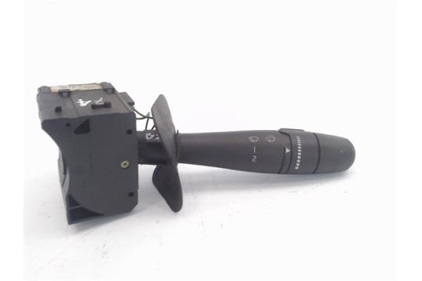 Recambio de mando de luces para renault megane i classic (la0) referencia OEM IAM 7700428235 428232A 