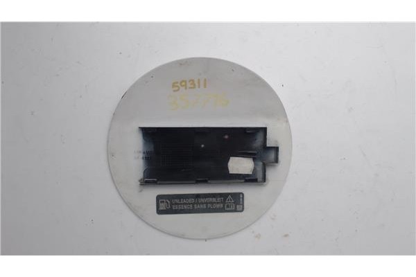 Recambio de tapa exterior combustible para opel astra j 1.6 referencia OEM IAM 13309107 806139 