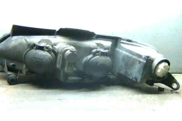 Recambio de faro delantero dcho para peugeot 406 berlina (s1/s2) 1.9 td referencia OEM IAM 6205N0  