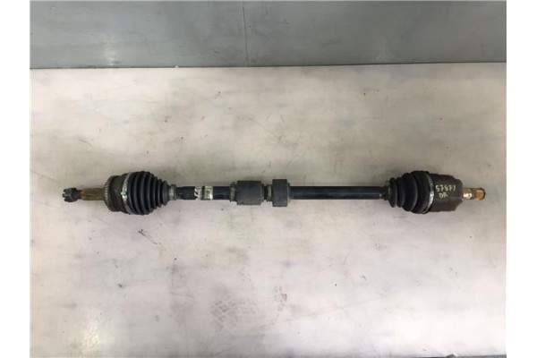Recambio de palier delantero derecho para kia cee´d 1.6 crdi 115 referencia OEM IAM   
