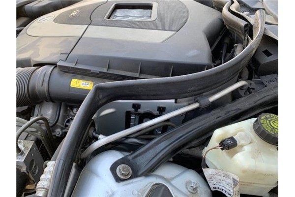 Recambio de tubos aire acondicionado para mercedes-benz clase c (bm 204) berlina 3.0 c 280 (204.054) referencia OEM IAM A2048303