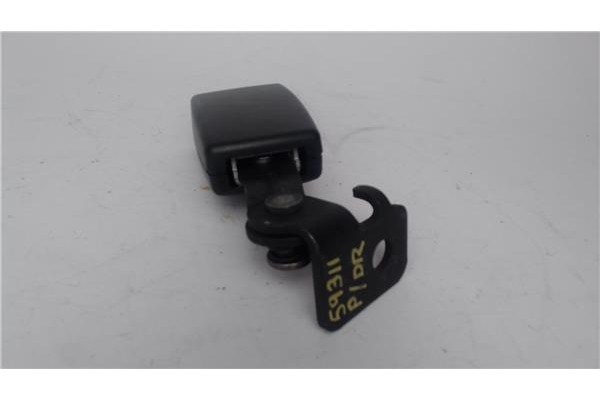 Recambio de anclaje cinturon trasero derecho para opel astra j 1.6 referencia OEM IAM 13354864  