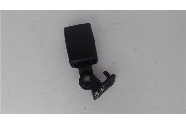 Recambio de anclaje cinturon trasero derecho para opel astra j 1.6 referencia OEM IAM 13354864  