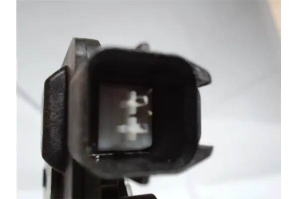 Recambio de cierre electromagnetico trasero derecho para kia picanto (sa) 1.1 active referencia OEM IAM 8142007010HU  