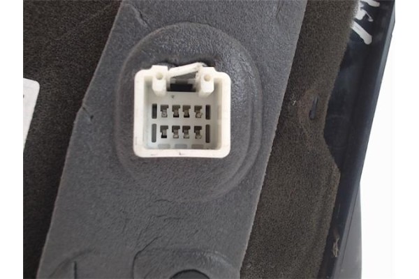 Recambio de retrovisor electrico derecho para mazda 2 berlina (dy) referencia OEM IAM 3M7117E714AD YYI1 